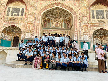 S.D. PUBLIC SCHOOL